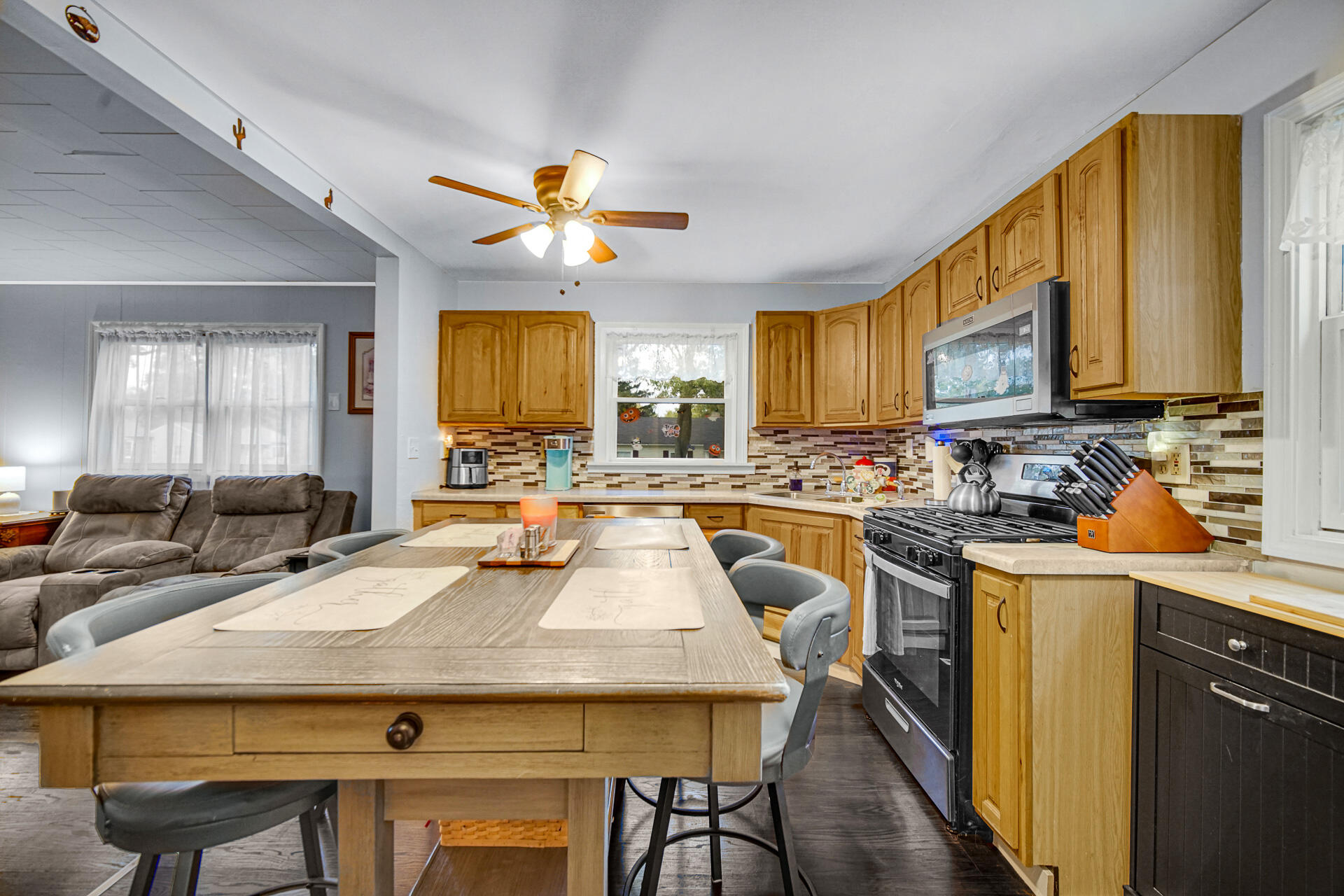 222 Maple Street Crown Point, IN 46307 - Photo 4 of 20 1920x1280