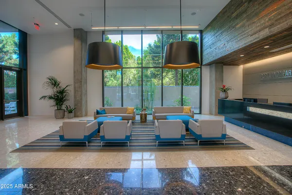 $725,000 | 200 West Portland Street, Unit 817, Phoenix, AZ 85003