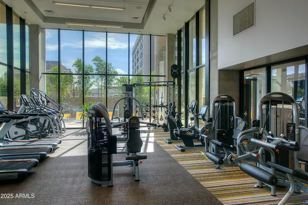 $725,000 | 200 West Portland Street, Unit 817, Phoenix, AZ 85003