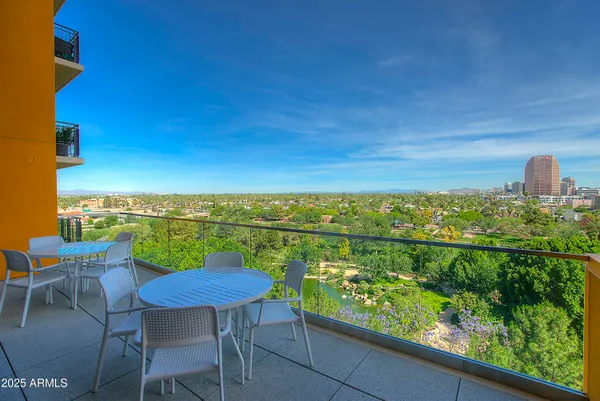 $725,000 | 200 West Portland Street, Unit 817, Phoenix, AZ 85003