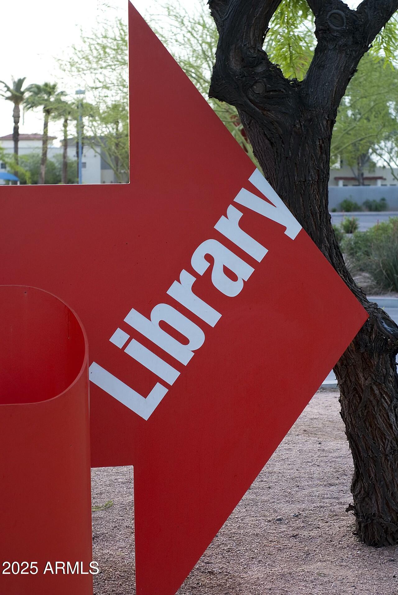 200 West Portland Street, Unit 817 Phoenix, AZ 85003 - Photo 53 of 60 Phoenix Library