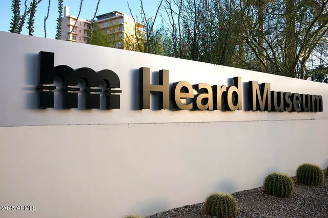 $749,777 | 200 West Portland Street, Unit 817, Phoenix, AZ 85003