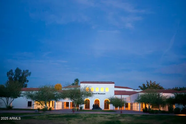 $749,777 | 200 West Portland Street, Unit 817, Phoenix, AZ 85003