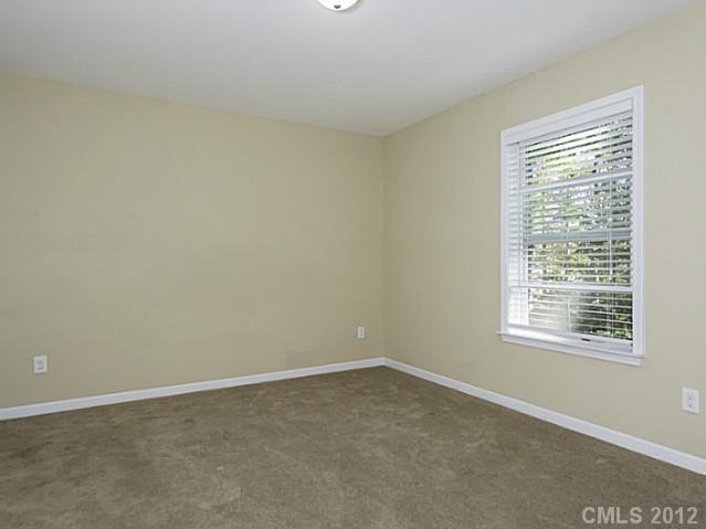 9522 Fernspray Road Charlotte, NC 28215 - Photo 14 of 16 Gallery Image 14