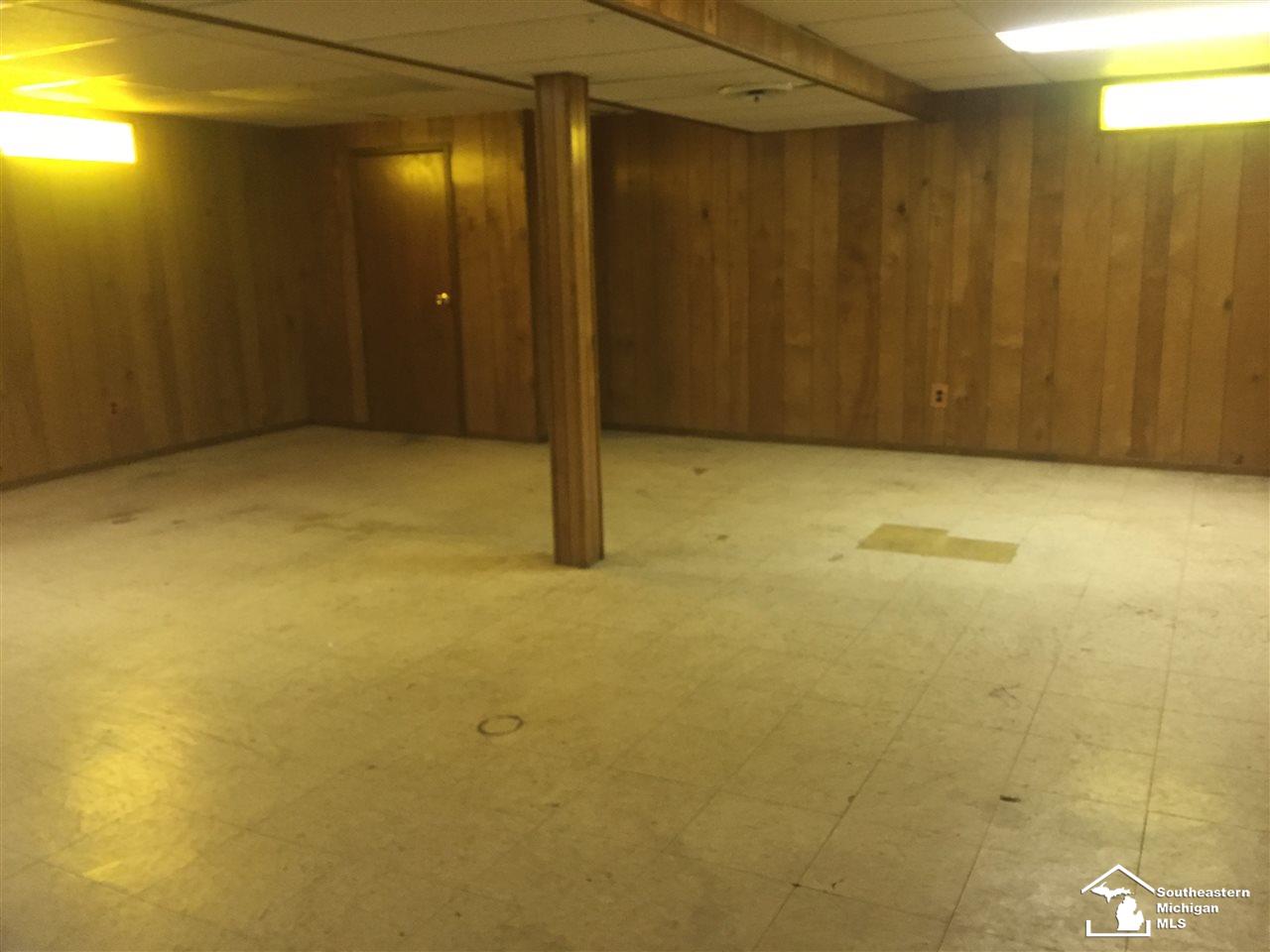 7063 North Gulley Road Dearborn Heights, MI 48127 - Photo 18 of 24