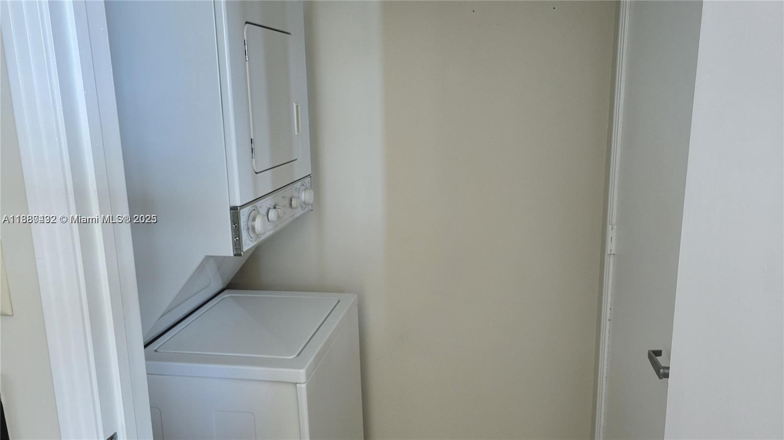 9055 Southwest 73rd Court, Unit 2503 Miami, FL 33156 - Photo 9 of 12