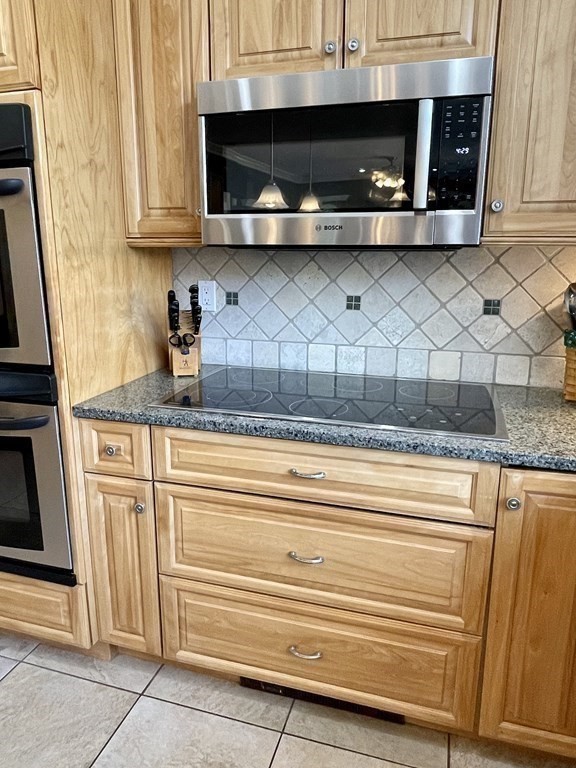 23 Village Road Pepperell, MA 01463 - Photo 13 of 42 Gallery Image 13