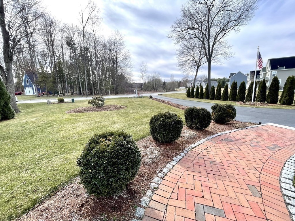 23 Village Road Pepperell, MA 01463 - Photo 3 of 42 Gallery Image 3
