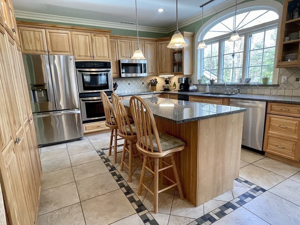 23 Village Road Pepperell, MA 01463 - Photo 9 of 42 Gallery Image 9