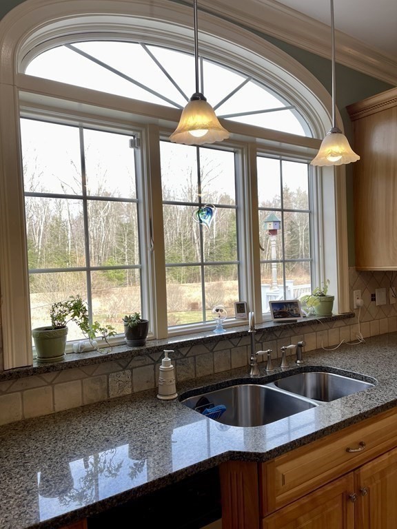 23 Village Road Pepperell, MA 01463 - Photo 10 of 42 Gallery Image 10