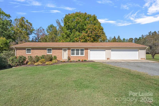 $2,250 | 540 Hoover Road, Troutman, NC 28166