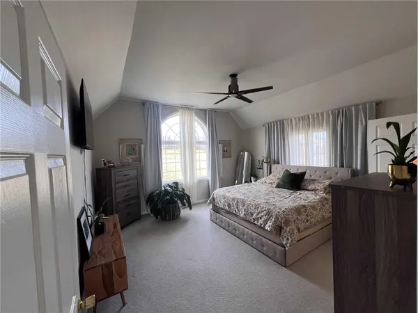 $629,000 | 3113 Cedar Crest Lane, Chillicothe, MO 64601