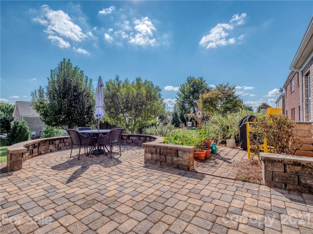 11419 Ashbourne Hall Road Charlotte, NC 28277 - Photo 30 of 37 Gallery Image 30