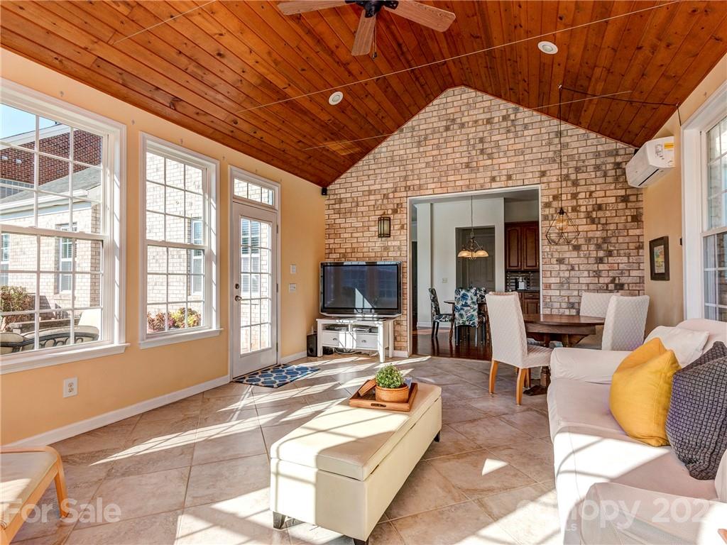11419 Ashbourne Hall Road Charlotte, NC 28277 - Photo 4 of 37 Gallery Image 4