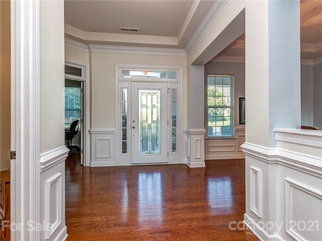 11419 Ashbourne Hall Road Charlotte, NC 28277 - Photo 5 of 37 Gallery Image 5