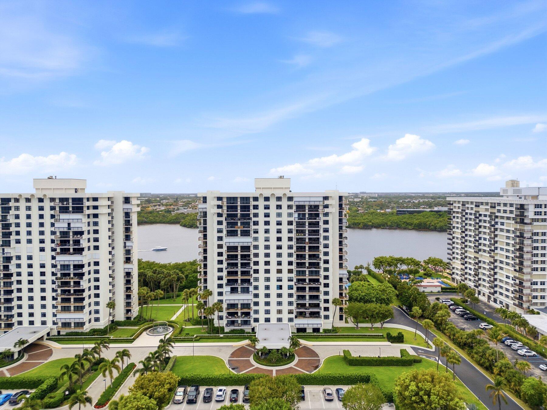 2003 North Ocean Boulevard, Unit 1702 Boca Raton, FL 33431 - Photo 16 of 20 facing west
