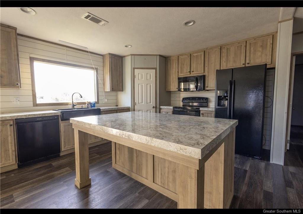 2950 Charlie Moss Road Sulphur, LA 70665 - Photo 2 of 20 Gallery Image 2