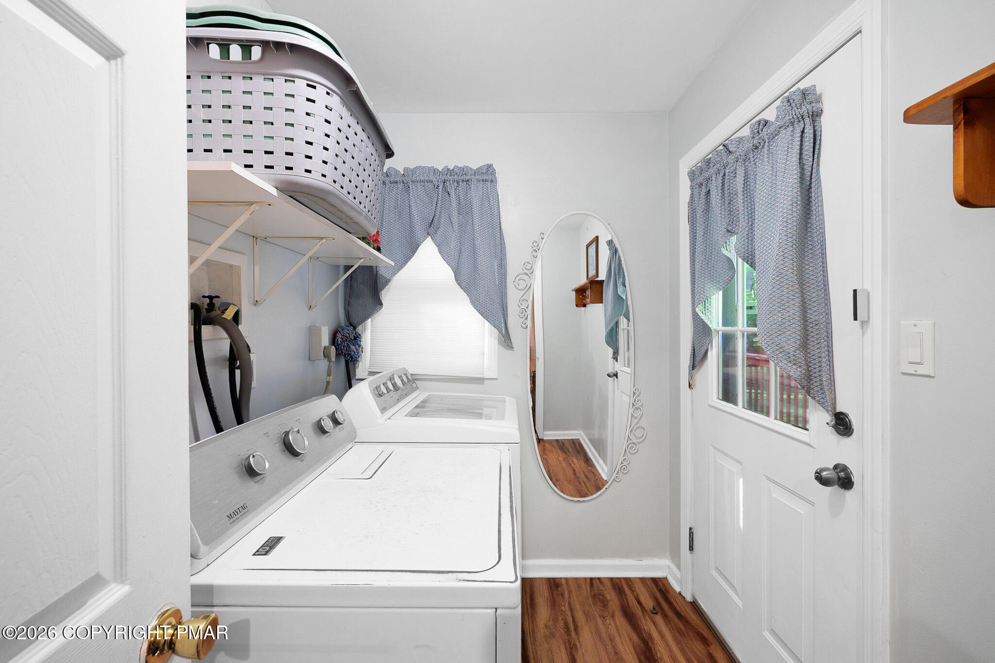 256 Sundance Road Effort, PA 18330 - Photo 27 of 82 Laundry/Mudroom