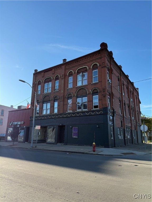 169 Madison Street Oneida, NY 13421 - Photo 3 of 7