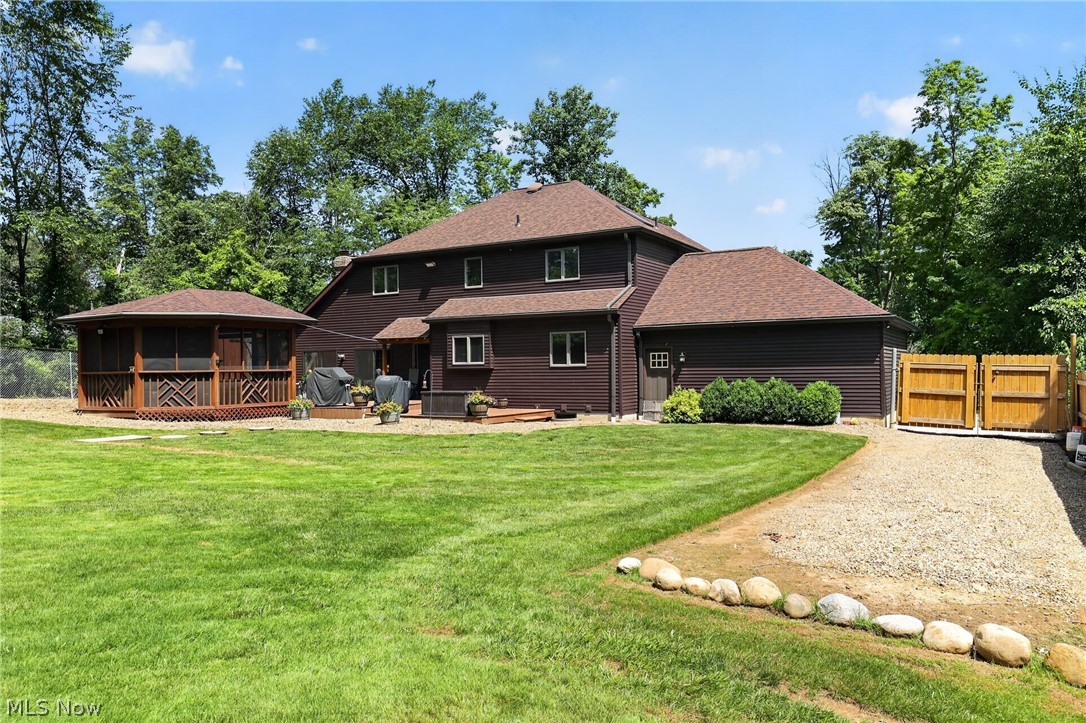 1744 Mattingly Road Hinckley, OH 44233 - Photo 45 of 50