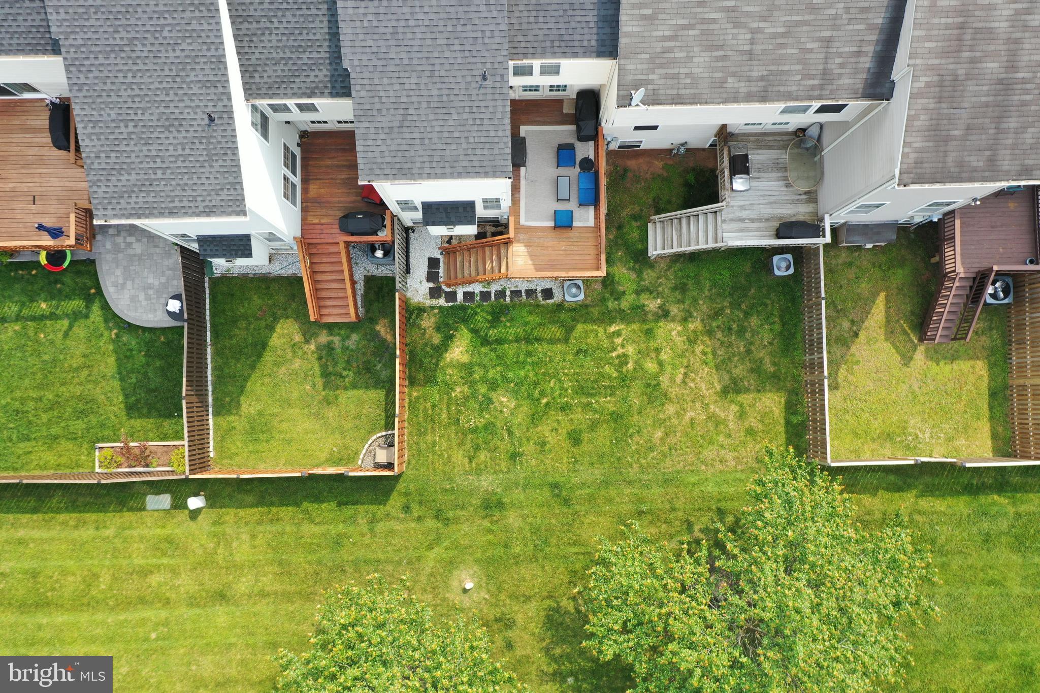 7246 Traphill Way Gainesville, VA 20155 - Photo 3 of 49 Wood Deck