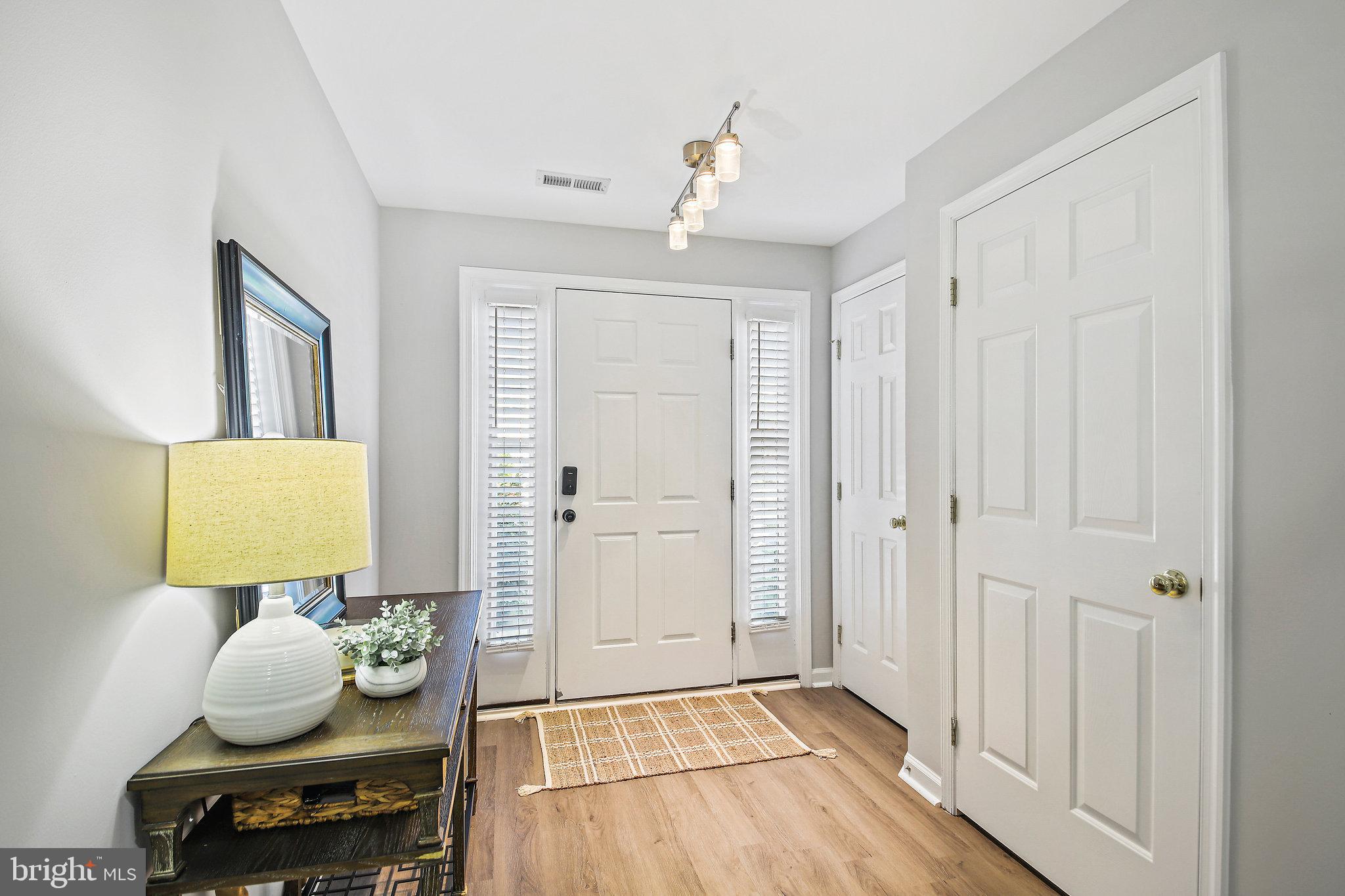 7246 Traphill Way Gainesville, VA 20155 - Photo 6 of 49