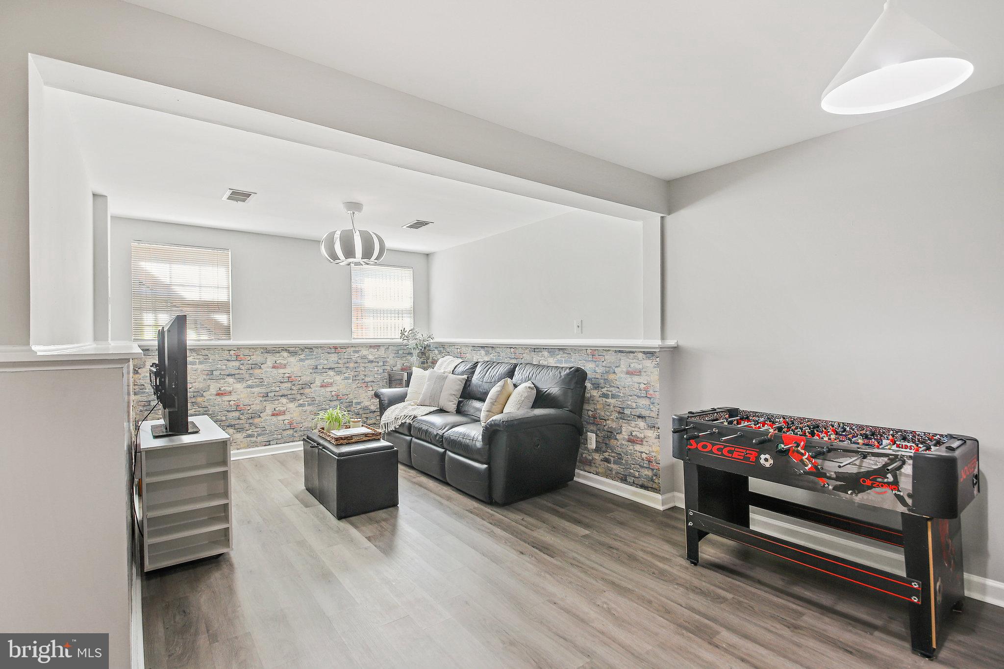 7246 Traphill Way Gainesville, VA 20155 - Photo 9 of 49