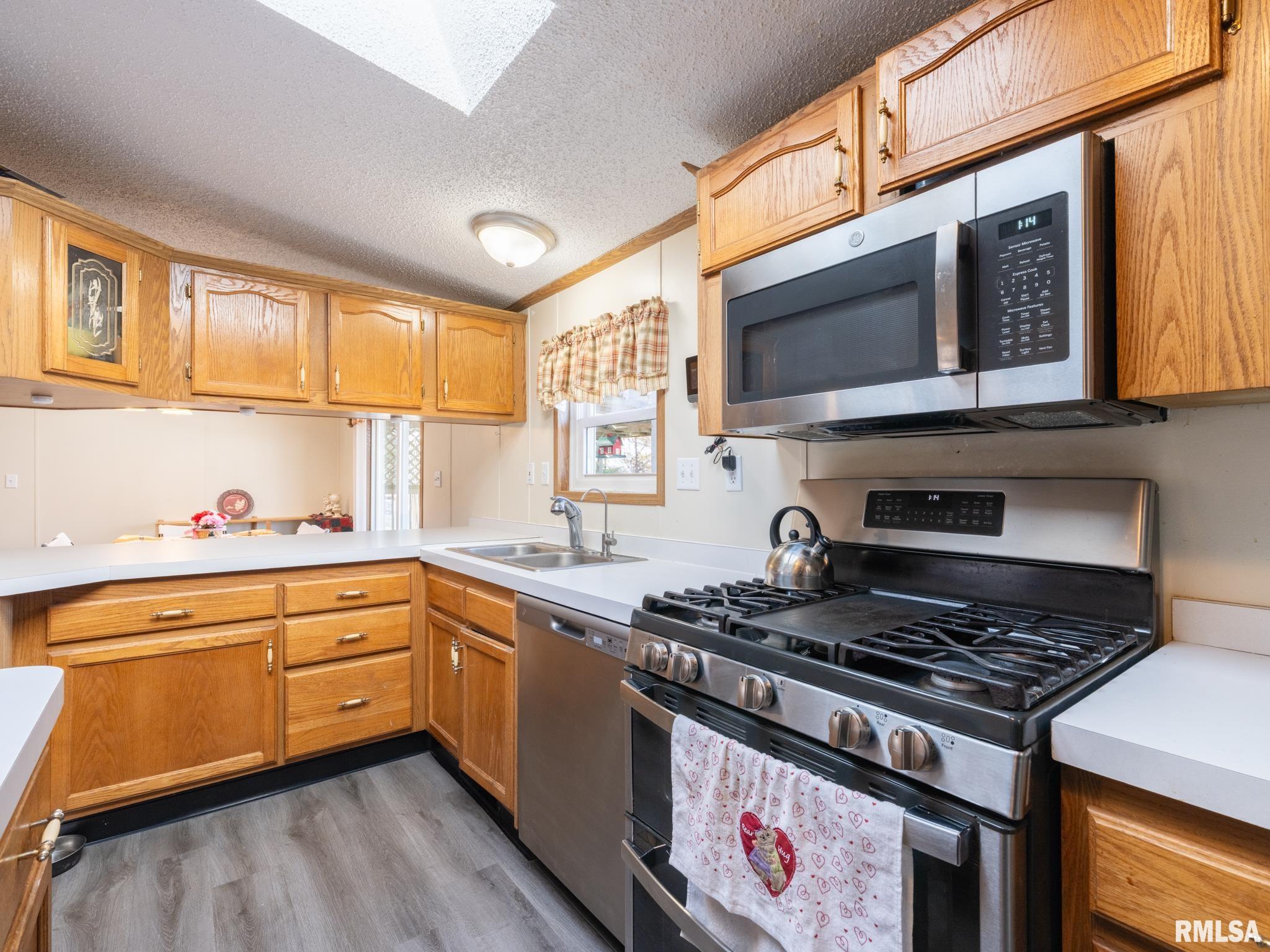 5001 Tunbridge Hill Road Clinton, IL 61727 - Photo 11 of 71