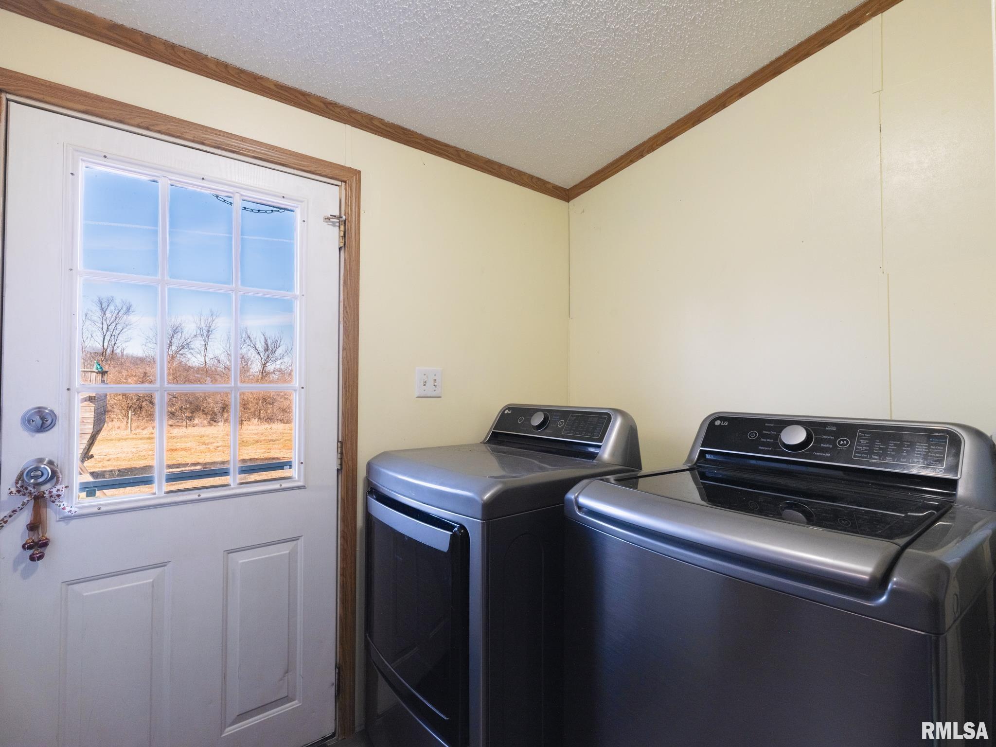 5001 Tunbridge Hill Road Clinton, IL 61727 - Photo 15 of 71