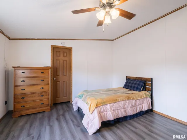 $325,000 | 5001 Tunbridge Hill Road, Clinton, IL 61727