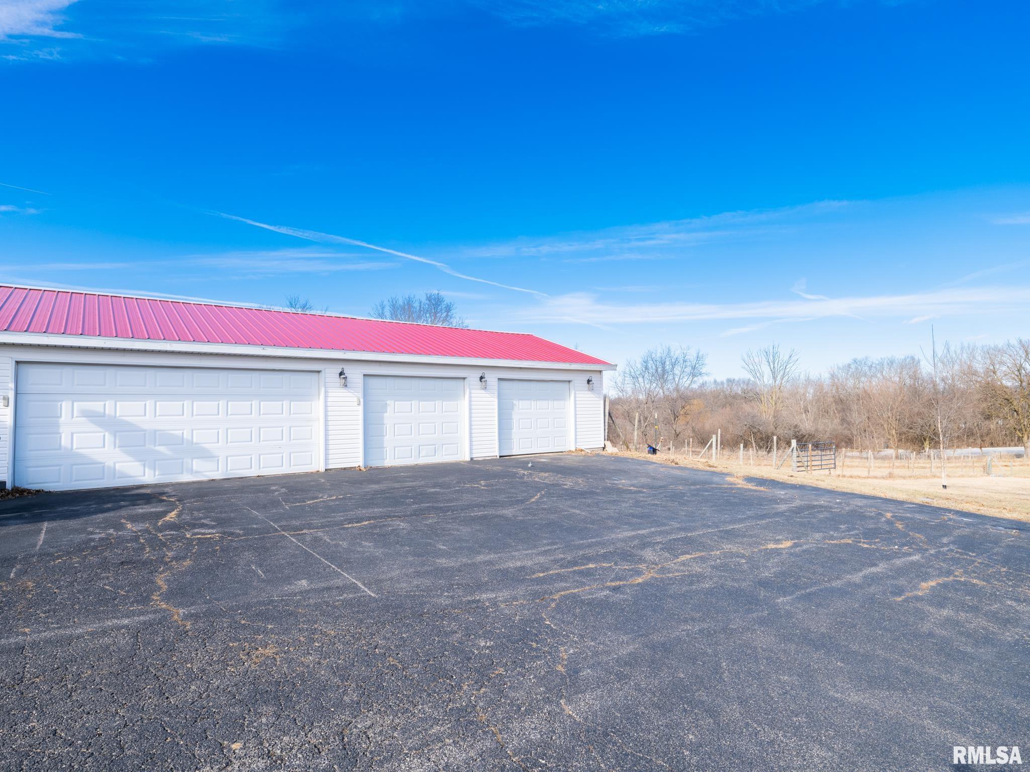 5001 Tunbridge Hill Road Clinton, IL 61727 - Photo 46 of 71