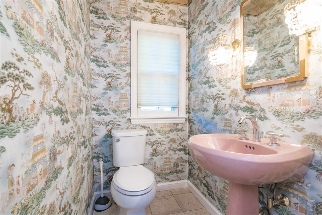 97 Overlook Drive Springfield, MA 01118 - Photo 21 of 23