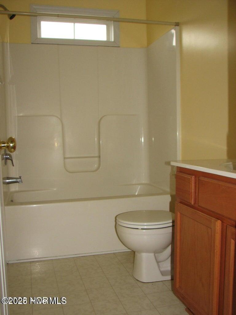 102 White Stone Court Jacksonville, NC 28546 - Photo 12 of 16 20220525184341376207000000-o