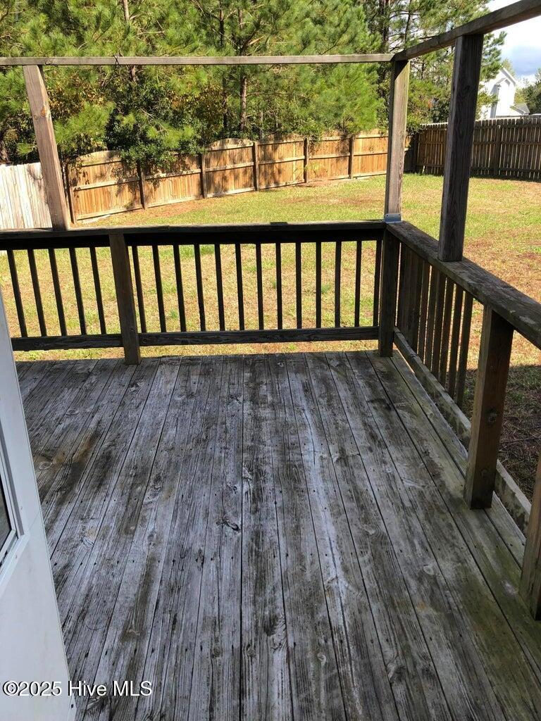 102 White Stone Court Jacksonville, NC 28546 - Photo 14 of 16 20220525182907346543000000-o