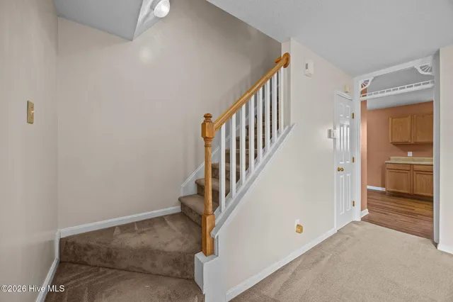 $1,650 | 102 White Stone Court, Jacksonville, NC 28546