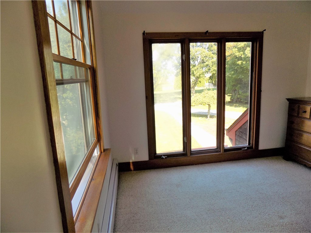 1250 East Main Road Middletown, RI 02842 - Photo 13 of 27 Gallery Image 13