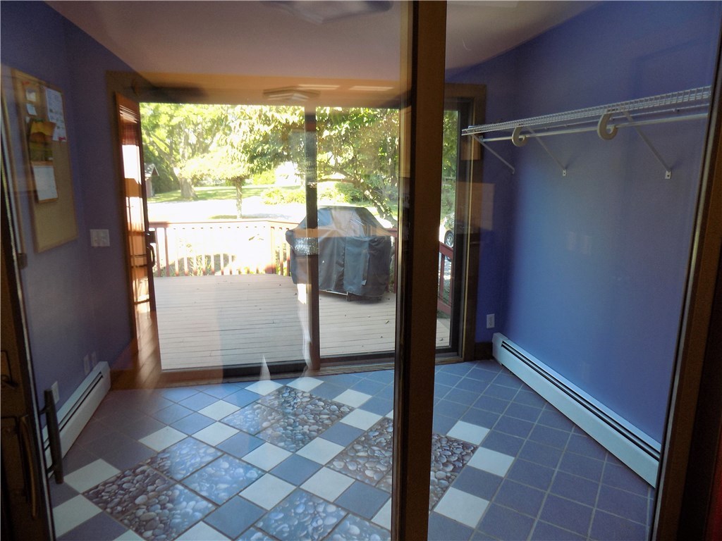 1250 East Main Road Middletown, RI 02842 - Photo 17 of 27 Gallery Image 17