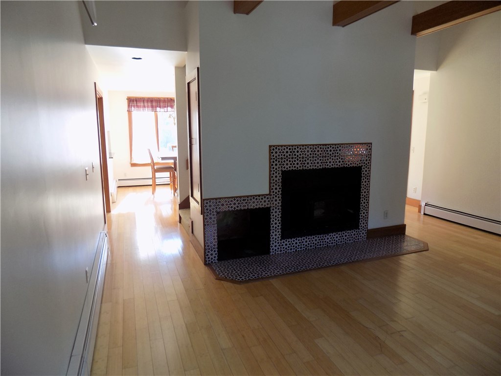 1250 East Main Road Middletown, RI 02842 - Photo 21 of 27 Gallery Image 21