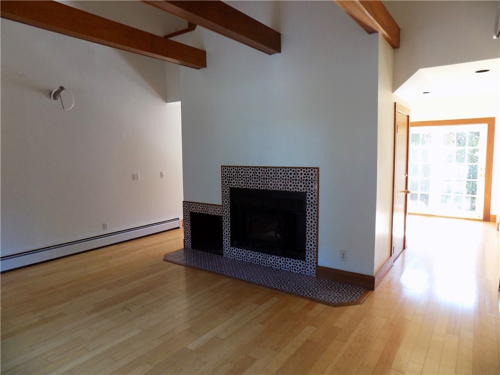 1250 East Main Road Middletown, RI 02842 - Photo 22 of 27 Gallery Image 22