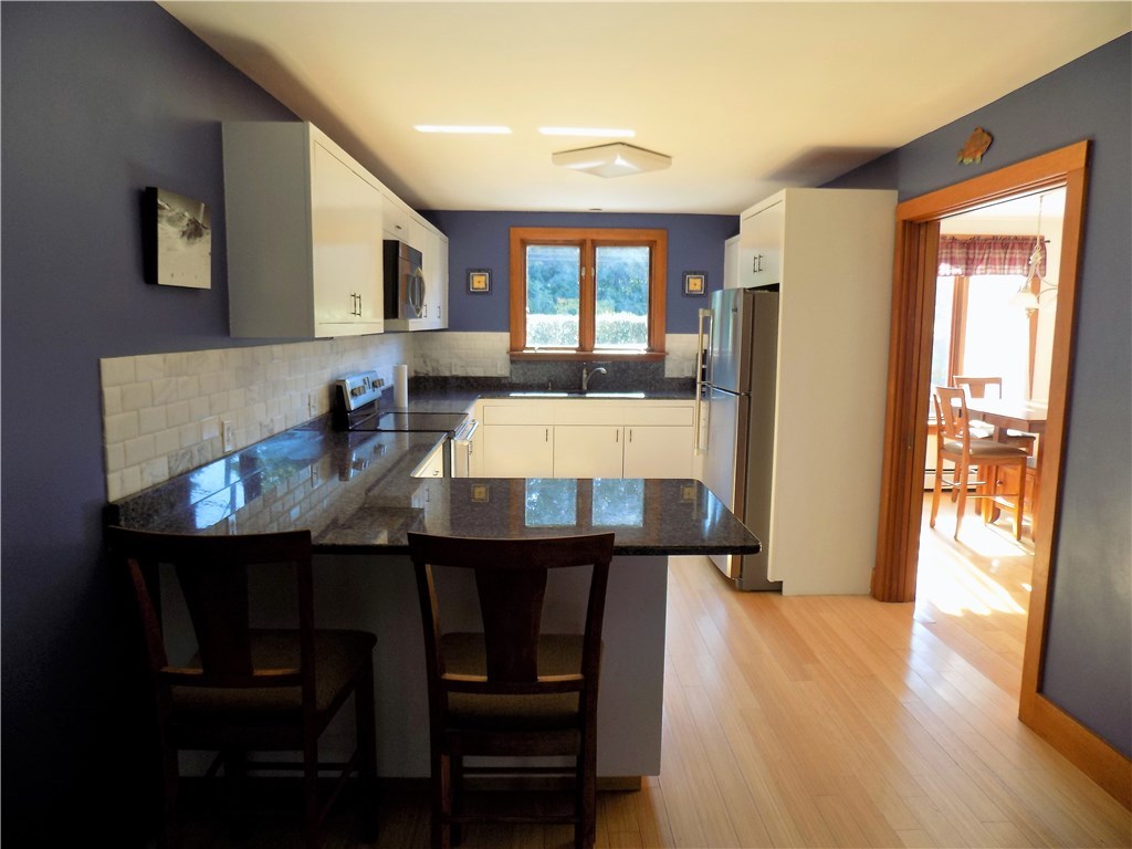 1250 East Main Road Middletown, RI 02842 - Photo 27 of 27 Gallery Image 27
