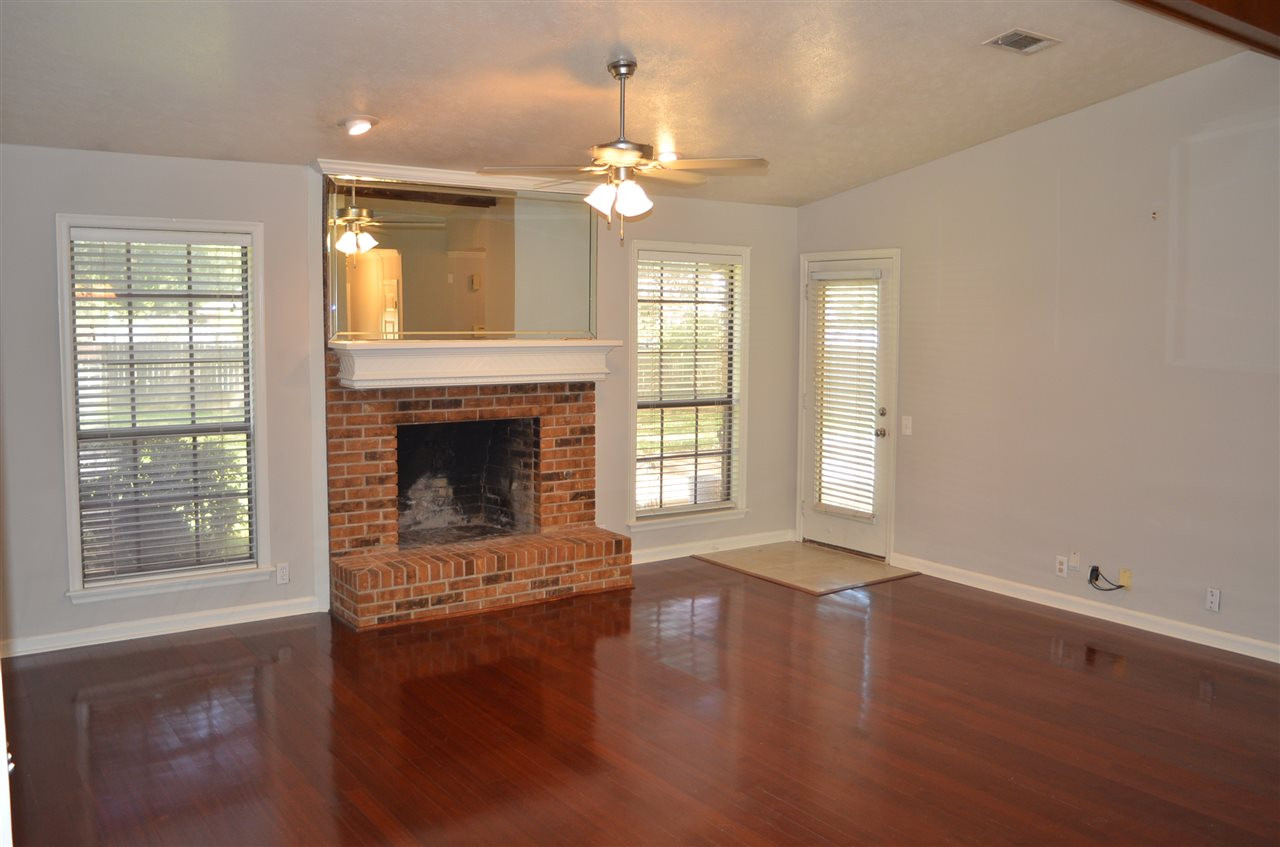 76 Springview Drive Brandon, MS 39042 - Photo 4 of 26 Photo 4