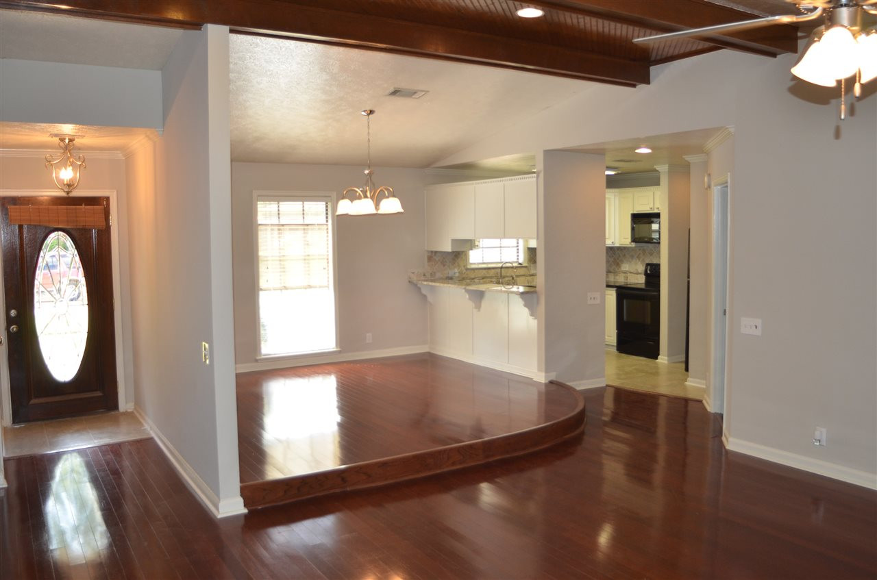 76 Springview Drive Brandon, MS 39042 - Photo 5 of 26 Photo 5