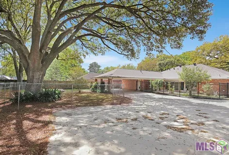 $345,000 | 991 Colonial Drive, Baton Rouge, LA 70806