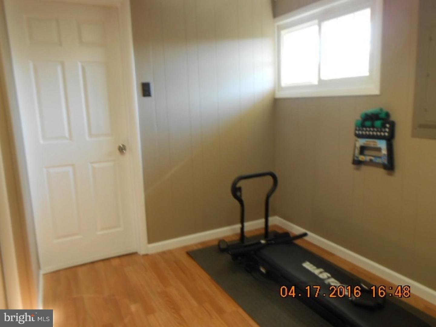 23 Canary Road Levittown, PA 19057 - Photo 14 of 25 Gallery Image 14