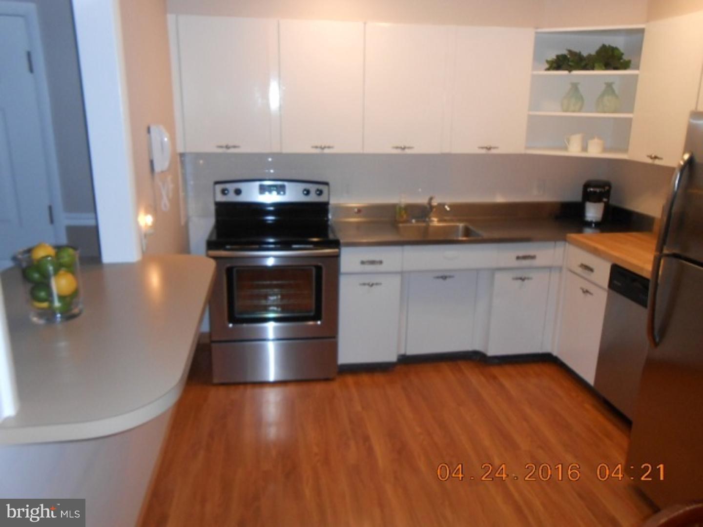 23 Canary Road Levittown, PA 19057 - Photo 7 of 25 Gallery Image 7