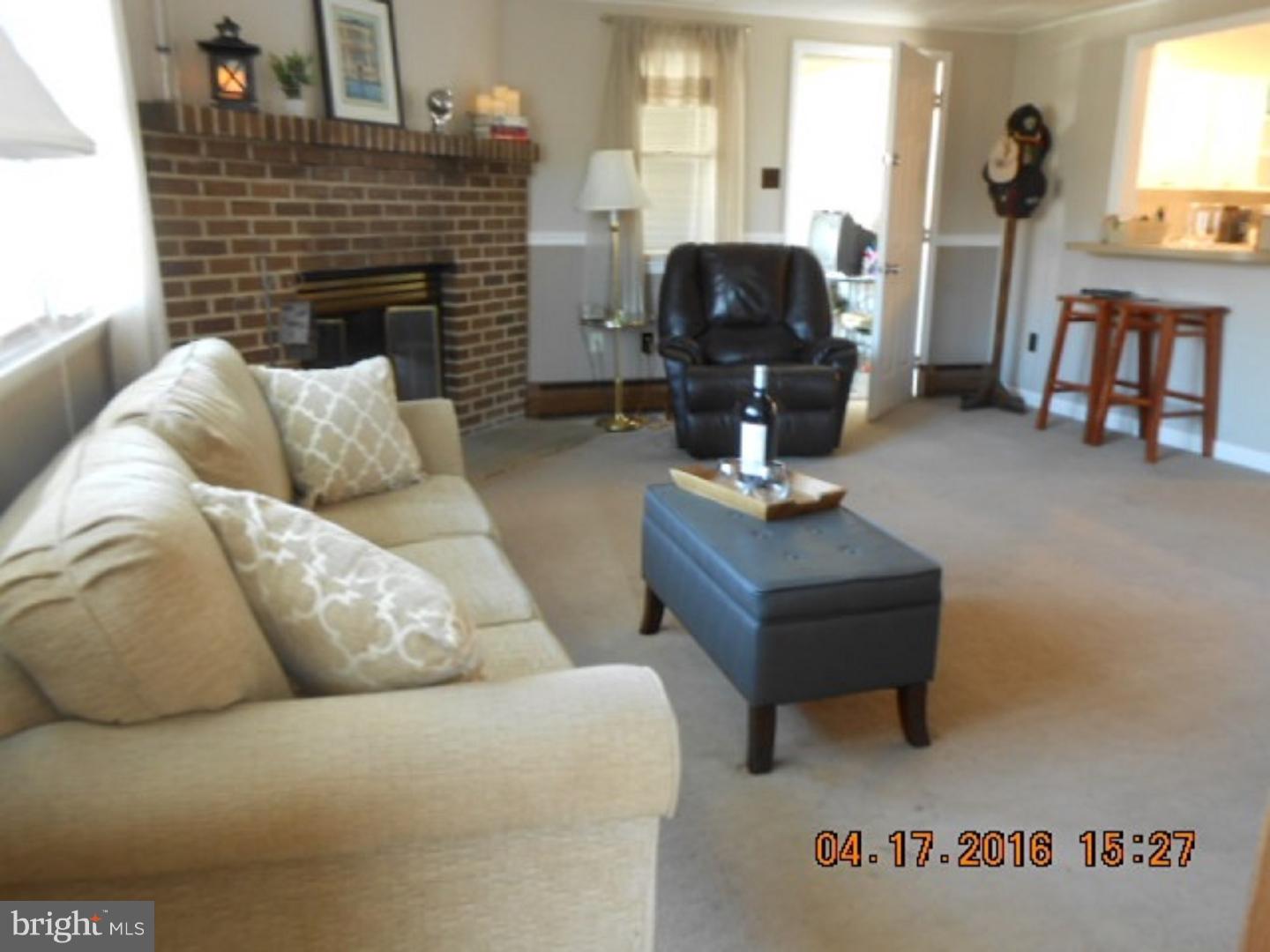 23 Canary Road Levittown, PA 19057 - Photo 8 of 25 Gallery Image 8