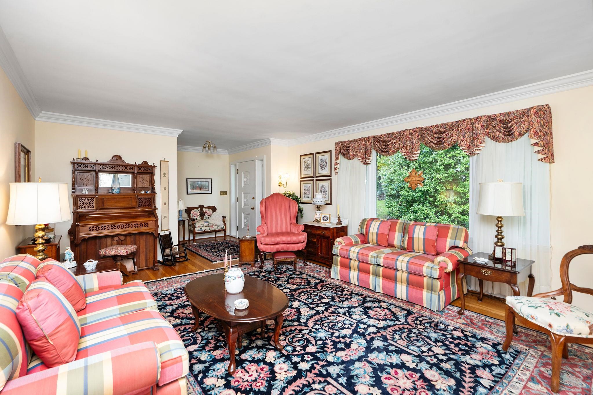 2000 Cherokee Road Waynesboro, VA 22980 - Photo 13 of 71 Gallery Image 13