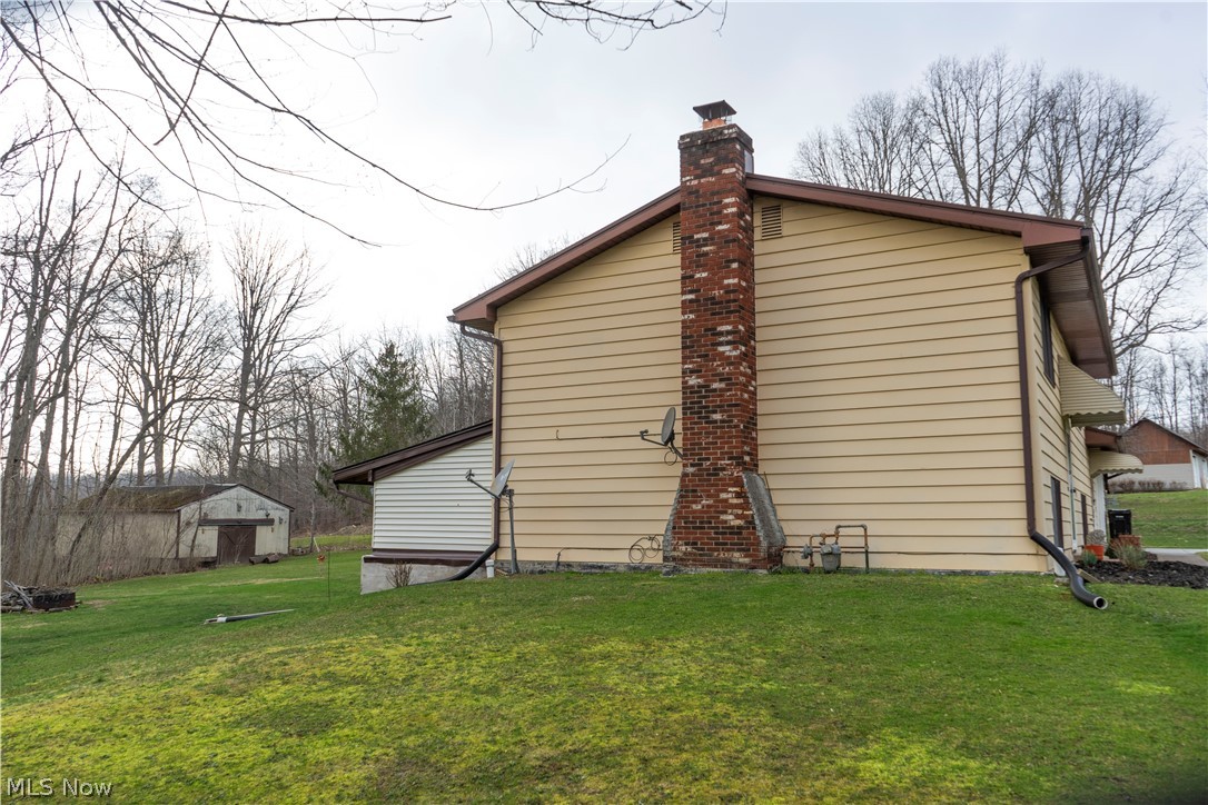 871 South County Line Road Geneva, OH 44041 - Photo 6 of 20