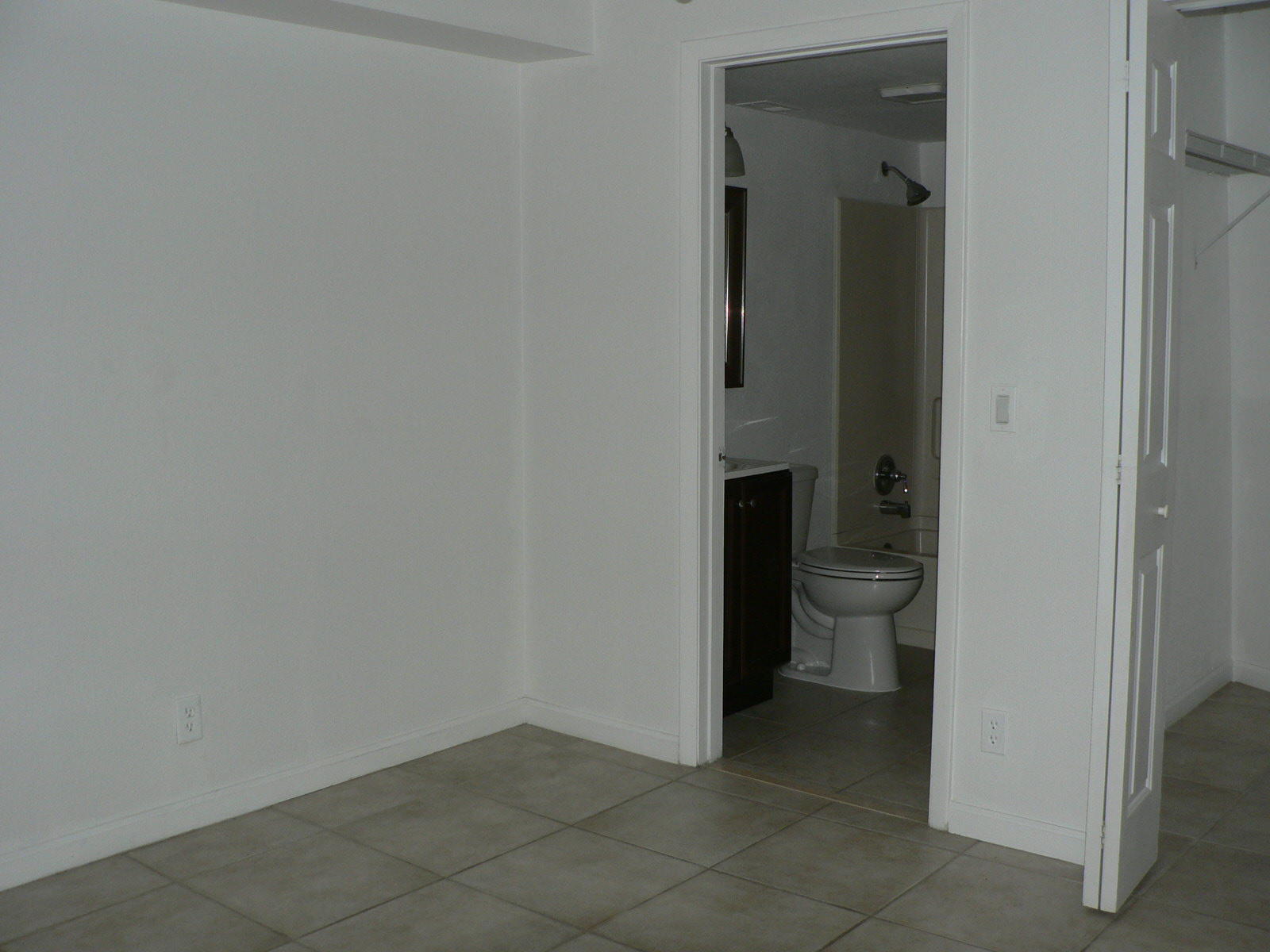 8135 Severn Drive, Unit B Boca Raton, FL 33433 - Photo 29 of 55 Second Bedroom