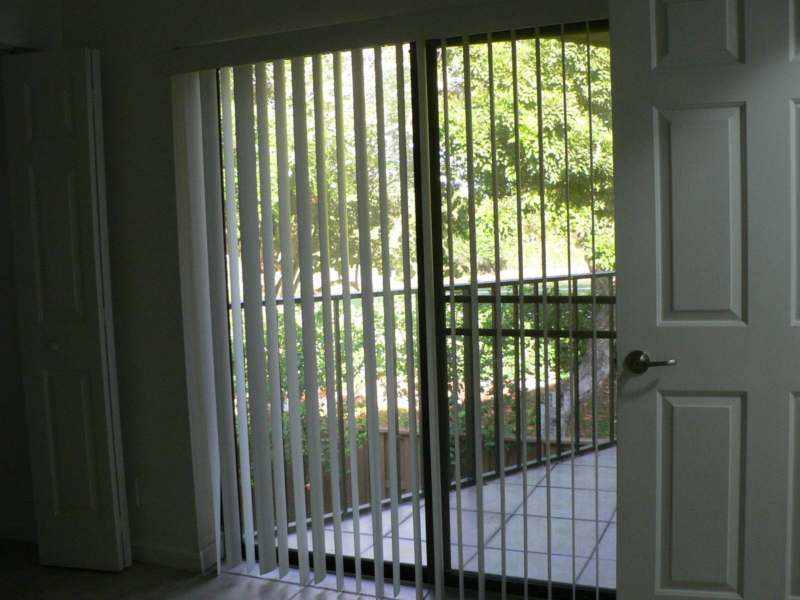 8135 Severn Drive, Unit B Boca Raton, FL 33433 - Photo 31 of 55 Sliding Door in Second Bedroom